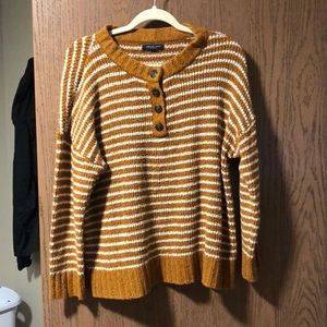 BUTTON UP SWEATER 🤩